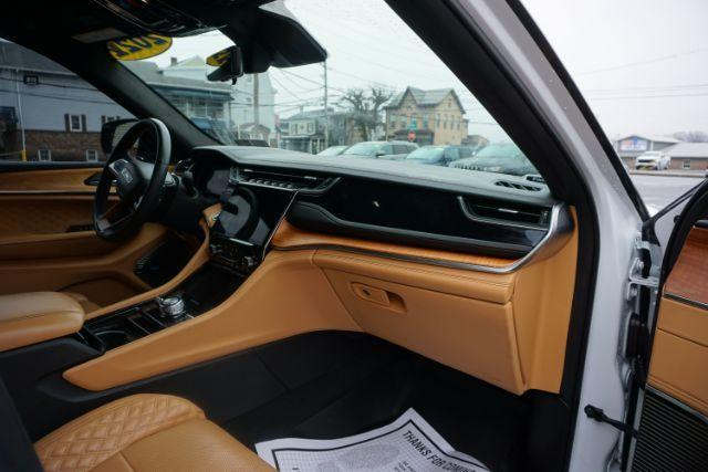 2022 Bright White Clearcoat /Tupelo/Black Jeep Grand Cherokee Summit Reserve 4x4 (1C4RJHET6N8) , located at 312 Centre Ave, Schuylkill Haven, PA, 17972, (570) 593-5278, 40.638130, -76.177383 - Photo#49