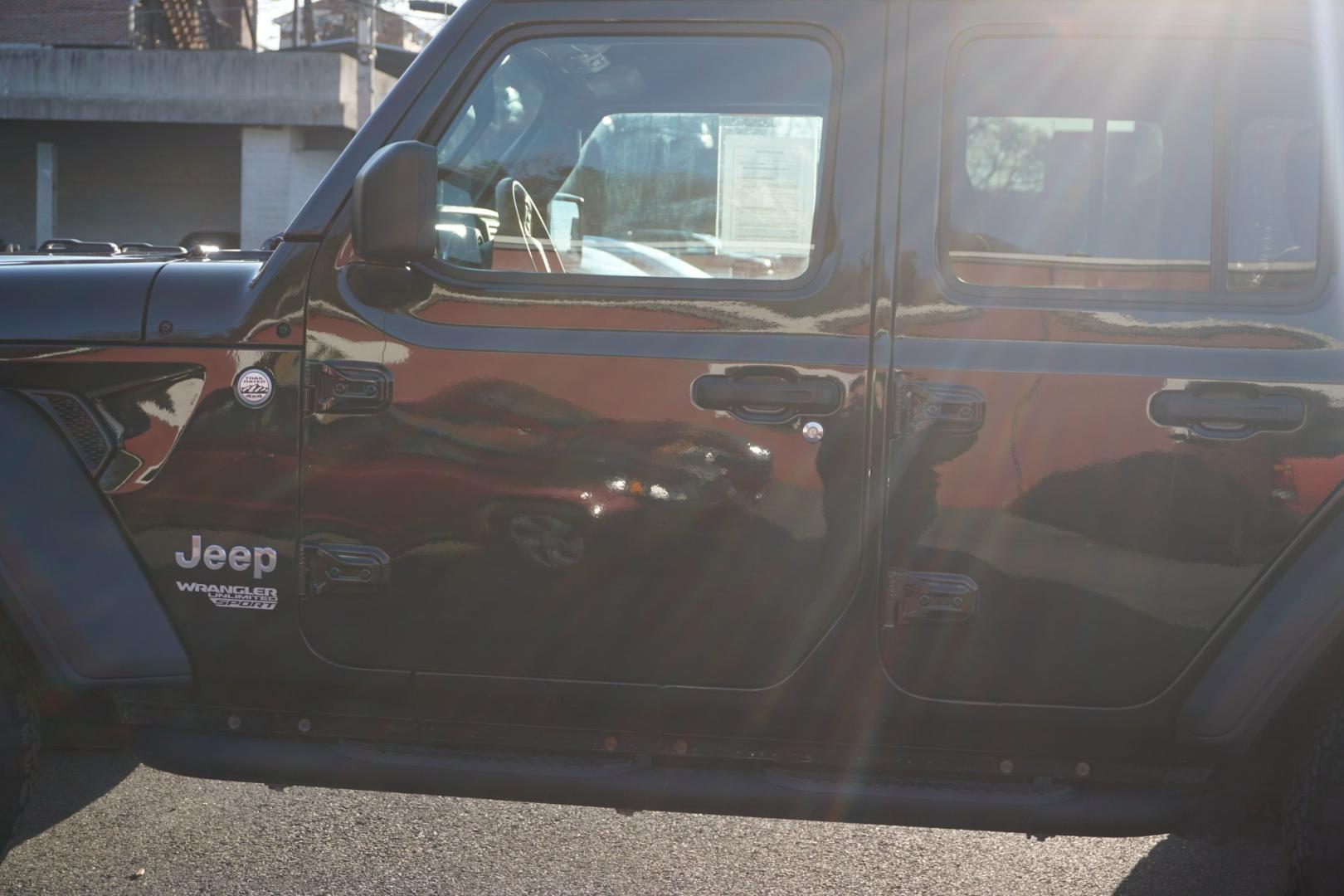 2018 BLACK CLEARCOAT JEEP WRANGLER UNLIMITED SPORT S (1C4HJXDG3JW) with an 3.6L V6 F DOHC 24V engine, AUTOMATIC transmission, located at 312 Centre Ave, Schuylkill Haven, PA, 17972, (570) 593-5278, 40.638130, -76.177383- Photo#4