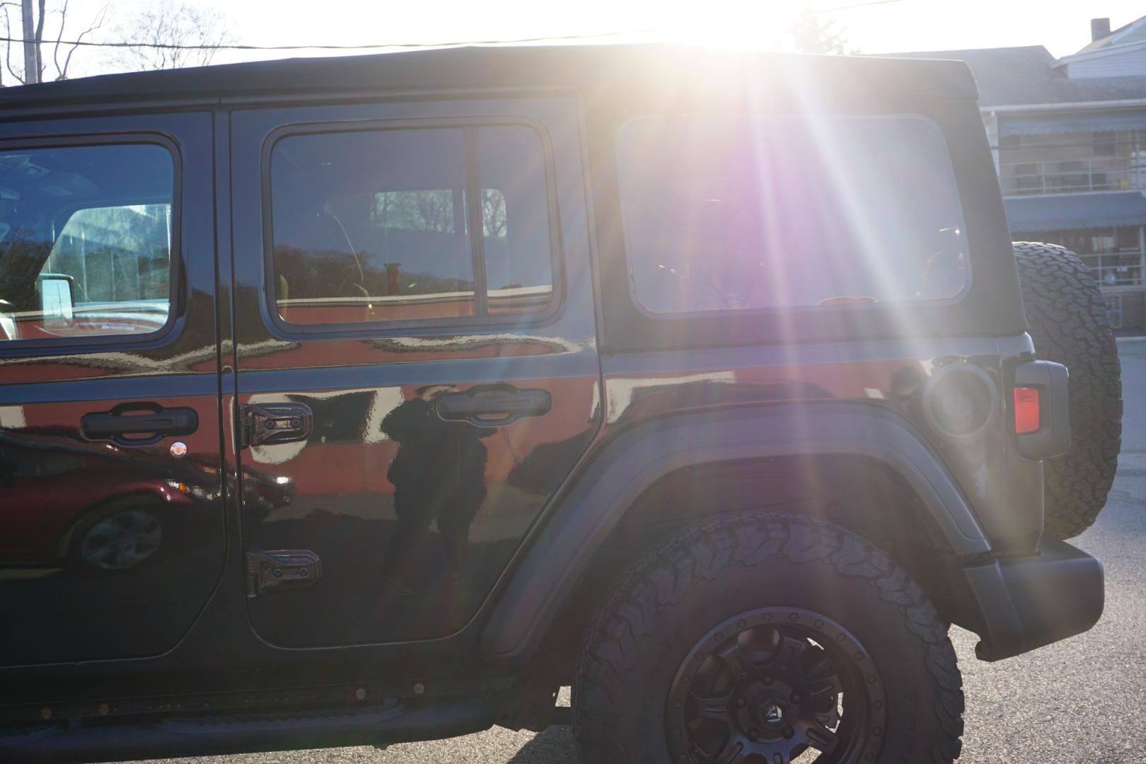 2018 BLACK CLEARCOAT JEEP WRANGLER UNLIMITED SPORT S (1C4HJXDG3JW) with an 3.6L V6 F DOHC 24V engine, AUTOMATIC transmission, located at 312 Centre Ave, Schuylkill Haven, PA, 17972, (570) 593-5278, 40.638130, -76.177383- Photo#6
