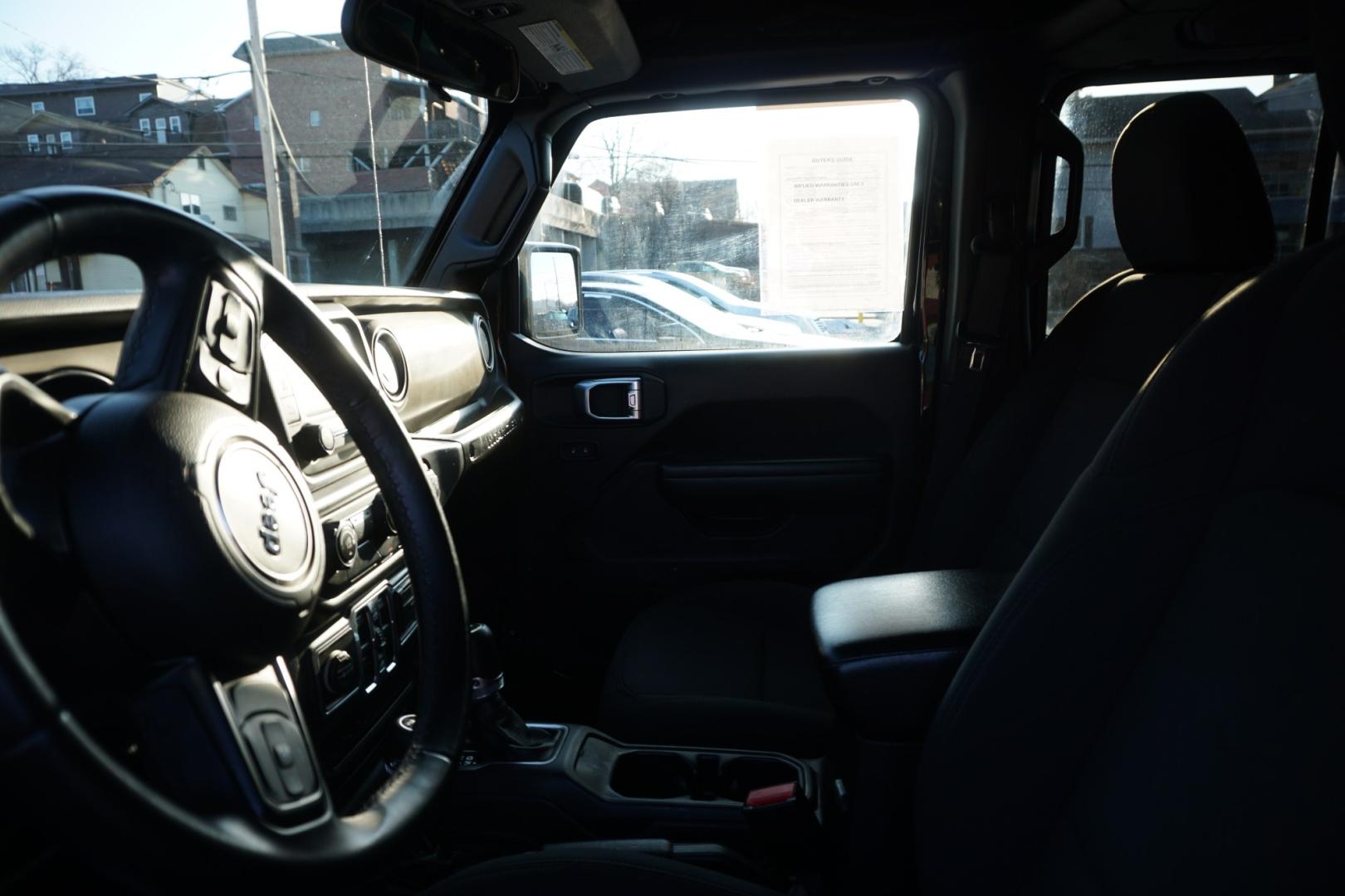 2018 BLACK CLEARCOAT JEEP WRANGLER UNLIMITED SPORT S (1C4HJXDG3JW) with an 3.6L V6 F DOHC 24V engine, AUTOMATIC transmission, located at 312 Centre Ave, Schuylkill Haven, PA, 17972, (570) 593-5278, 40.638130, -76.177383- Photo#27