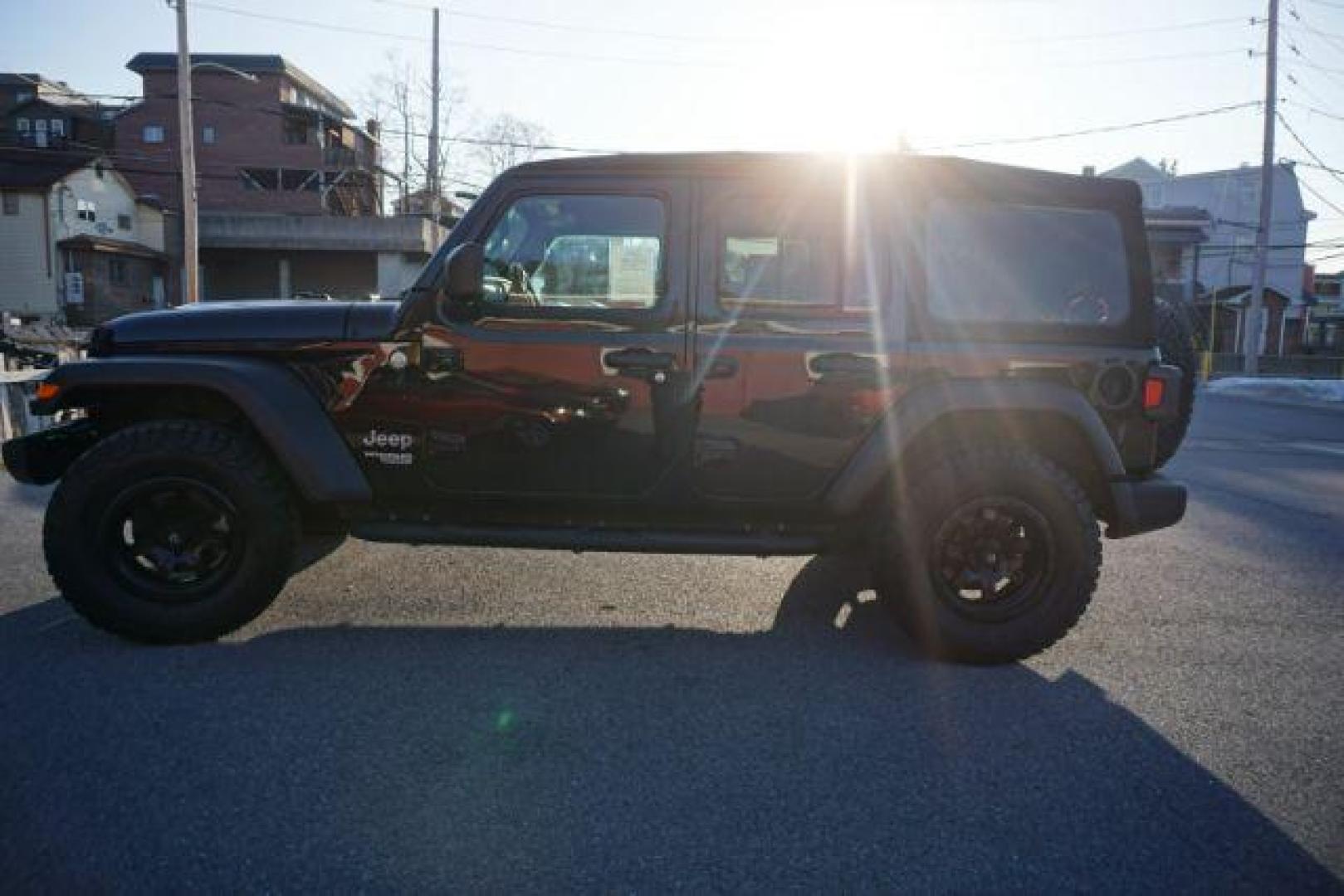 2018 BLACK CLEARCOAT JEEP WRANGLER UNLIMITED SPORT S (1C4HJXDG3JW) with an 3.6L V6 F DOHC 24V engine, AUTOMATIC transmission, located at 312 Centre Ave, Schuylkill Haven, PA, 17972, (570) 593-5278, 40.638130, -76.177383- Photo#40