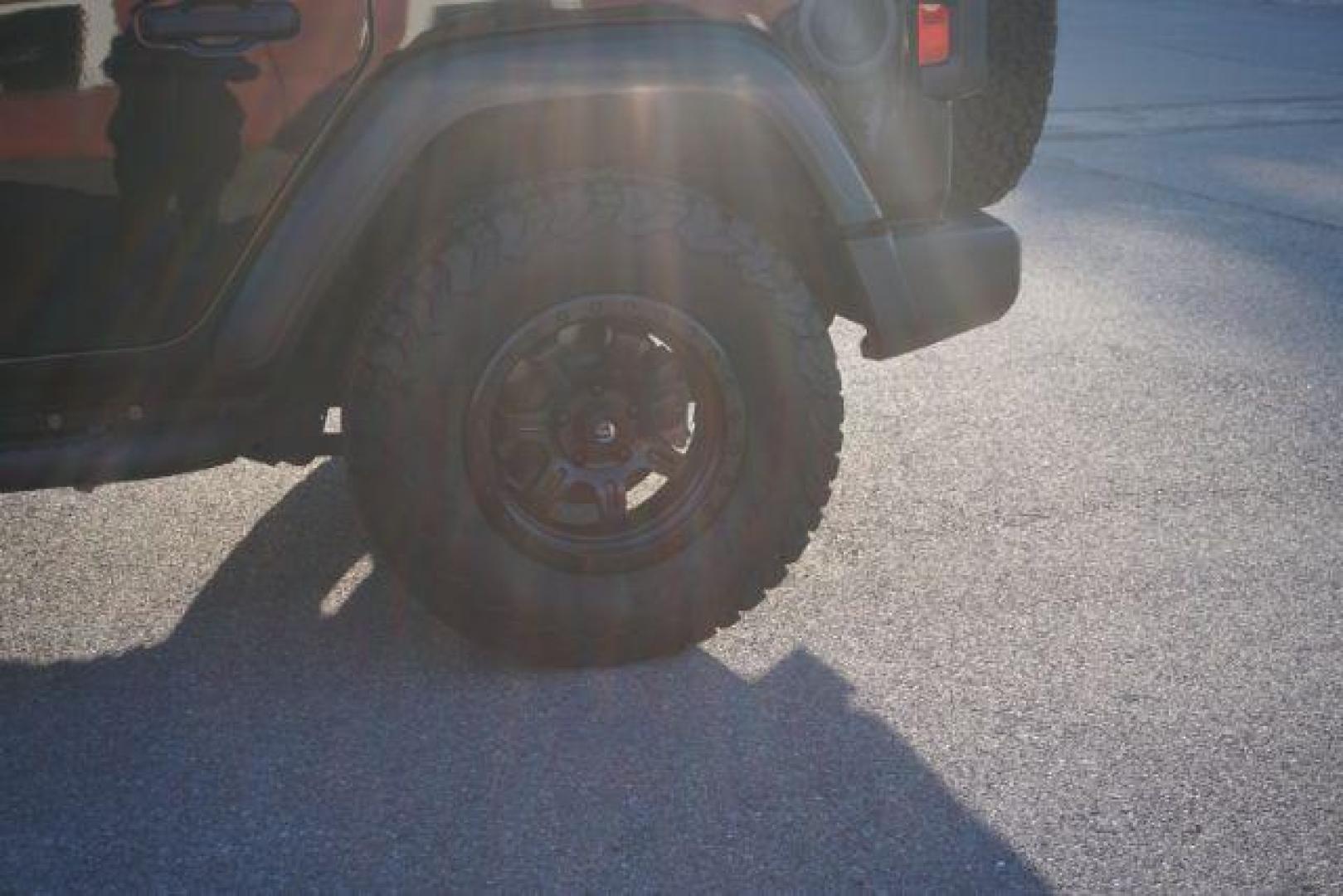 2018 BLACK CLEARCOAT JEEP WRANGLER UNLIMITED SPORT S (1C4HJXDG3JW) with an 3.6L V6 F DOHC 24V engine, AUTOMATIC transmission, located at 312 Centre Ave, Schuylkill Haven, PA, 17972, (570) 593-5278, 40.638130, -76.177383- Photo#48