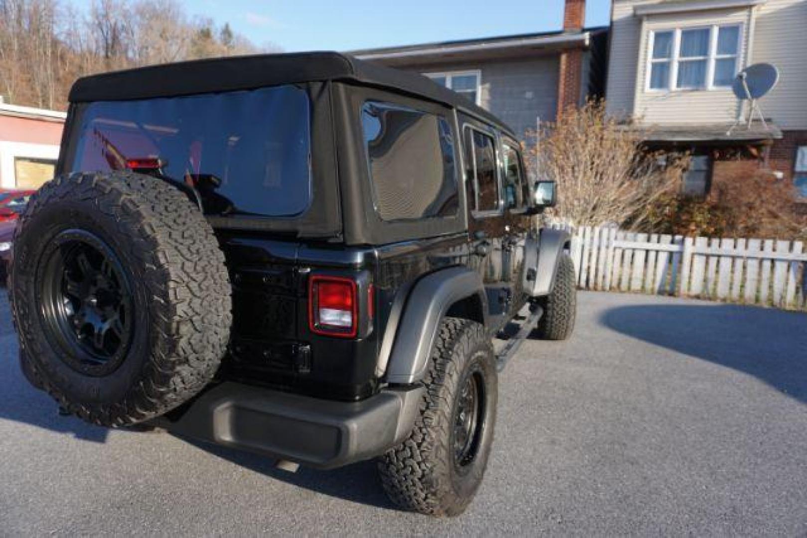 2018 BLACK CLEARCOAT JEEP WRANGLER UNLIMITED SPORT S (1C4HJXDG3JW) with an 3.6L V6 F DOHC 24V engine, AUTOMATIC transmission, located at 312 Centre Ave, Schuylkill Haven, PA, 17972, (570) 593-5278, 40.638130, -76.177383- Photo#53