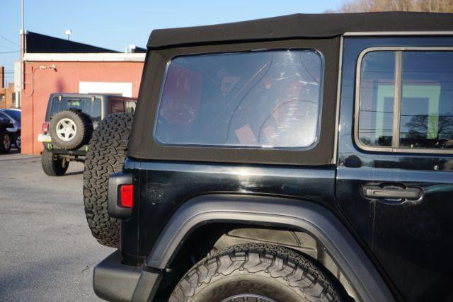 2018 Black Clearcoat /Black Jeep Wrangler Unlimited Sport S 4x4 (1C4HJXDG3JW) , located at 312 Centre Ave, Schuylkill Haven, PA, 17972, (570) 593-5278, 40.638130, -76.177383 - Photo#15