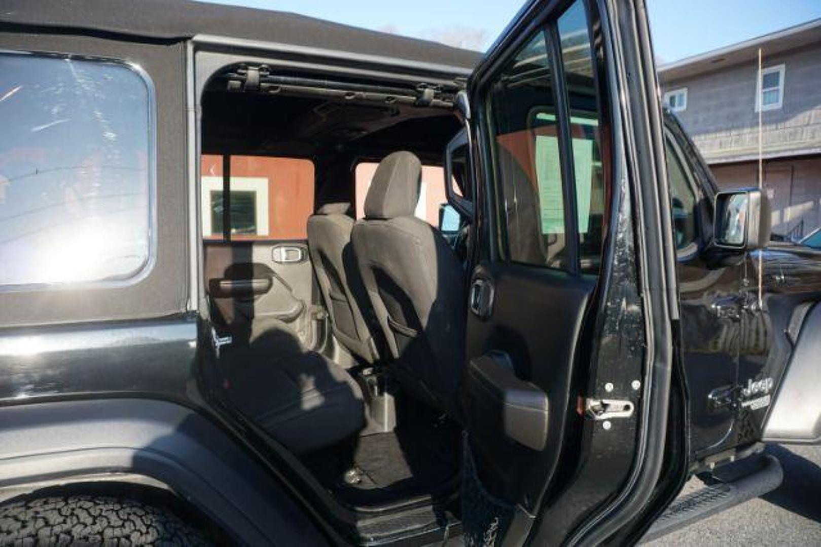2018 BLACK CLEARCOAT JEEP WRANGLER UNLIMITED SPORT S (1C4HJXDG3JW) with an 3.6L V6 F DOHC 24V engine, AUTOMATIC transmission, located at 312 Centre Ave, Schuylkill Haven, PA, 17972, (570) 593-5278, 40.638130, -76.177383- Photo#78