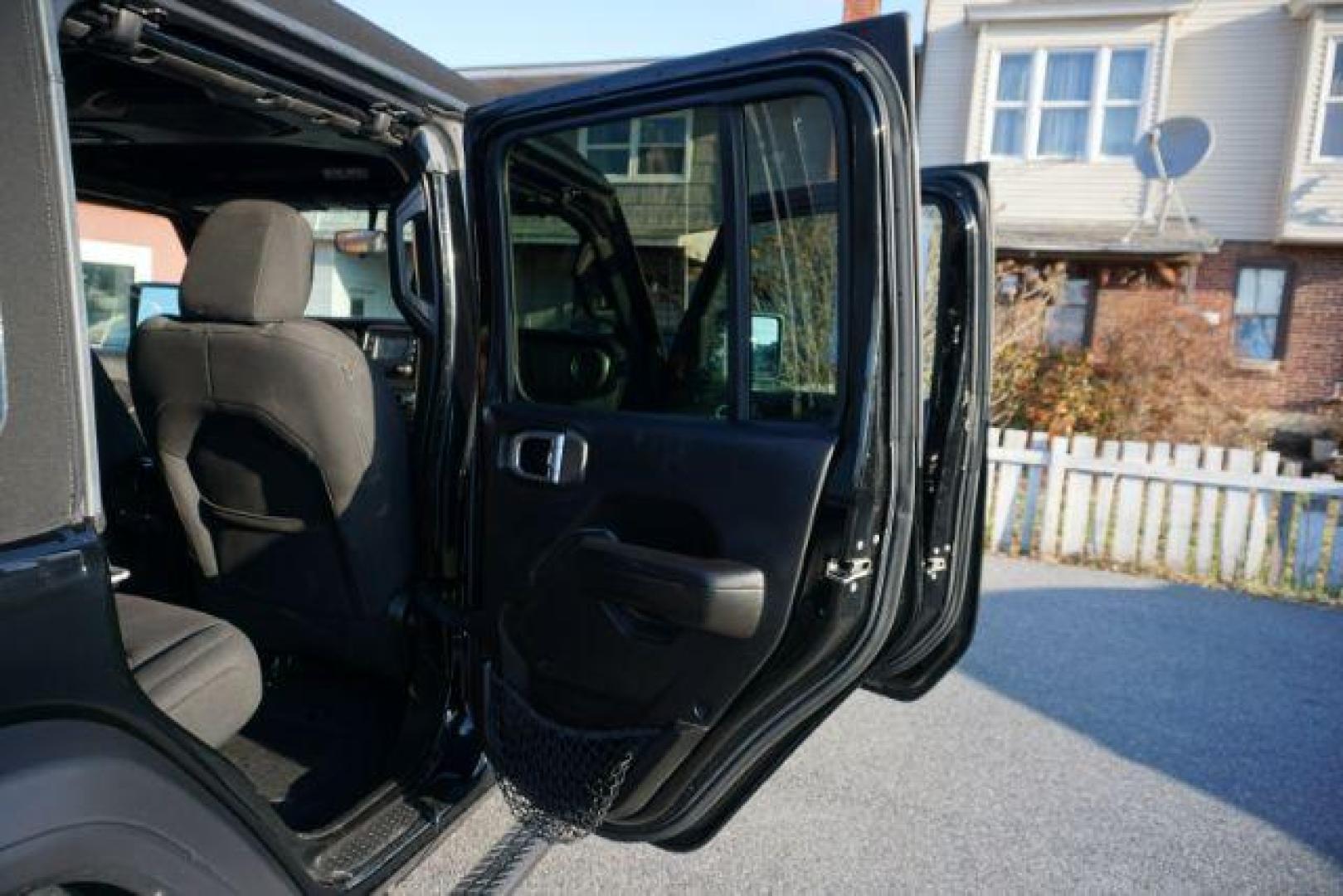 2018 BLACK CLEARCOAT JEEP WRANGLER UNLIMITED SPORT S (1C4HJXDG3JW) with an 3.6L V6 F DOHC 24V engine, AUTOMATIC transmission, located at 312 Centre Ave, Schuylkill Haven, PA, 17972, (570) 593-5278, 40.638130, -76.177383- Photo#81