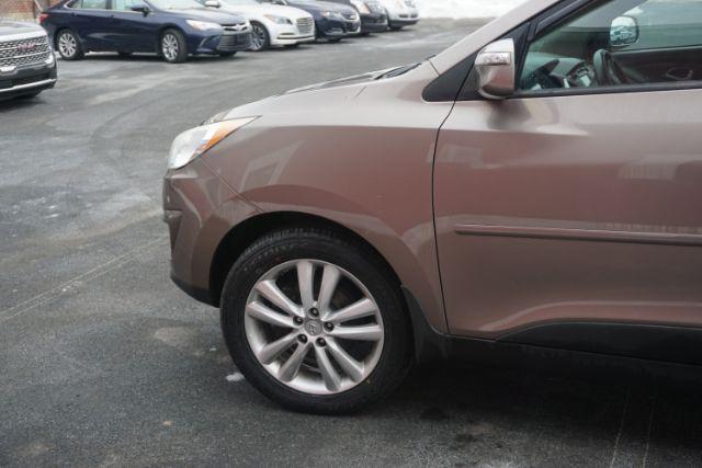 2010 Chai Bronze Metallic Hyundai Tucson Limited 4WD (KM8JUCAC1AU) with an 2.4L L4 DOHC 16V engine, 6-Speed Automatic transmission, located at 312 Centre Ave, Schuylkill Haven, PA, 17972, (570) 593-5278, 40.638130, -76.177383 - Photo#2
