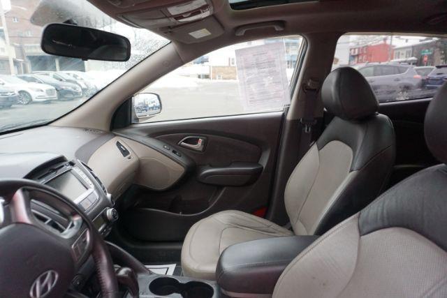 2010 Chai Bronze Metallic Hyundai Tucson Limited 4WD (KM8JUCAC1AU) with an 2.4L L4 DOHC 16V engine, 6-Speed Automatic transmission, located at 312 Centre Ave, Schuylkill Haven, PA, 17972, (570) 593-5278, 40.638130, -76.177383 - Photo#28