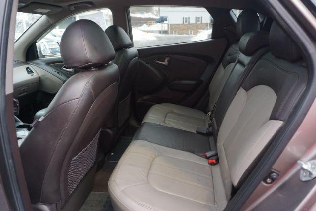 2010 Chai Bronze Metallic Hyundai Tucson Limited 4WD (KM8JUCAC1AU) with an 2.4L L4 DOHC 16V engine, 6-Speed Automatic transmission, located at 312 Centre Ave, Schuylkill Haven, PA, 17972, (570) 593-5278, 40.638130, -76.177383 - Photo#37