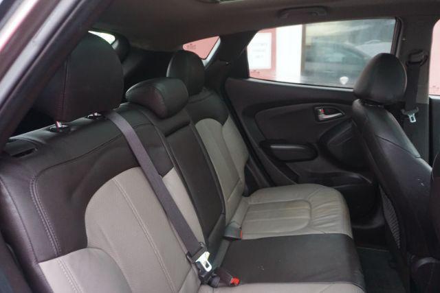 2010 Chai Bronze Metallic Hyundai Tucson Limited 4WD (KM8JUCAC1AU) with an 2.4L L4 DOHC 16V engine, 6-Speed Automatic transmission, located at 312 Centre Ave, Schuylkill Haven, PA, 17972, (570) 593-5278, 40.638130, -76.177383 - Photo#46