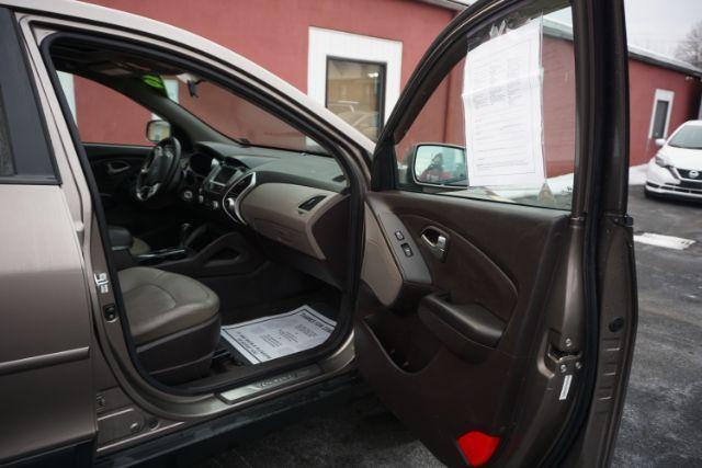 2010 Chai Bronze Metallic Hyundai Tucson Limited 4WD (KM8JUCAC1AU) with an 2.4L L4 DOHC 16V engine, 6-Speed Automatic transmission, located at 312 Centre Ave, Schuylkill Haven, PA, 17972, (570) 593-5278, 40.638130, -76.177383 - Photo#49