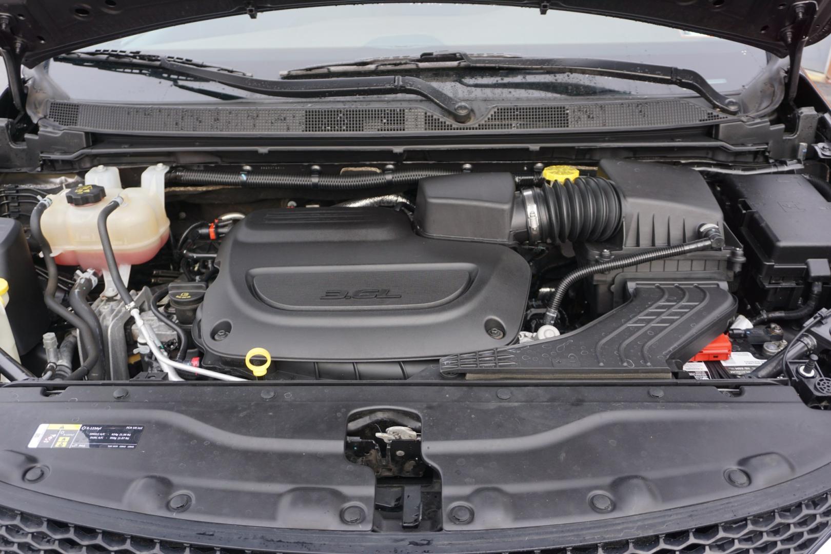 2020 CERAMIC GRAY CLEARCO CHRYSLER PACIFICA LIMITED (2C4RC1GG6LR) with an 3.6L V6 engine, AUTOMATIC transmission, located at 312 Centre Ave, Schuylkill Haven, PA, 17972, (570) 593-5278, 40.638130, -76.177383- Photo#3