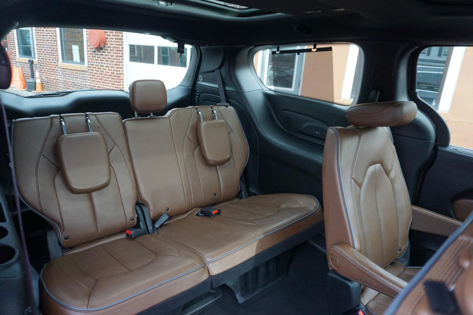 2020 CERAMIC GRAY CLEARCO CHRYSLER PACIFICA LIMITED (2C4RC1GG6LR) with an 3.6L V6 engine, AUTOMATIC transmission, located at 312 Centre Ave, Schuylkill Haven, PA, 17972, (570) 593-5278, 40.638130, -76.177383- Photo#24
