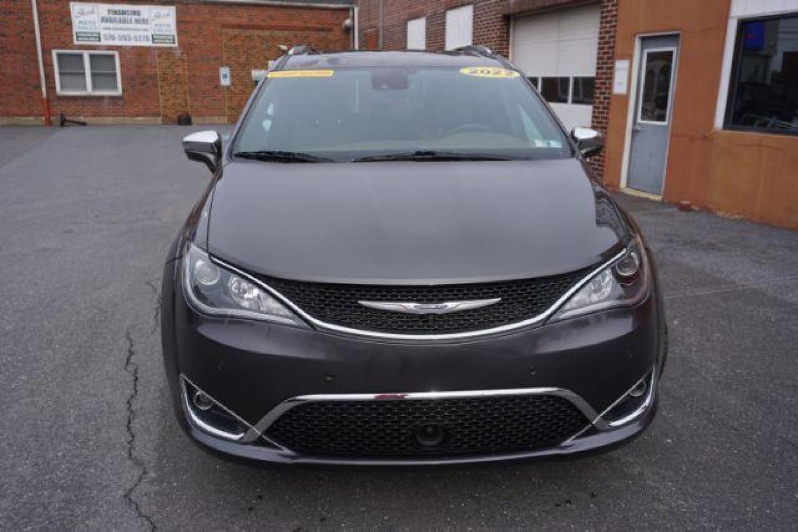 2020 CERAMIC GRAY CLEARCO CHRYSLER PACIFICA LIMITED (2C4RC1GG6LR) with an 3.6L V6 engine, AUTOMATIC transmission, located at 312 Centre Ave, Schuylkill Haven, PA, 17972, (570) 593-5278, 40.638130, -76.177383- Photo#41