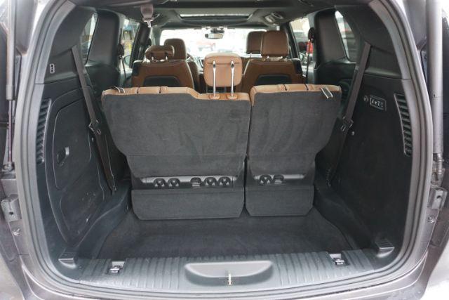 2020 Ceramic Gray Clearcoat /Deep Mocha/Black/Deep Mocha Chrysler Pacifica Limited (2C4RC1GG6LR) with an 3.6L V-6 DOHC engine, located at 312 Centre Ave, Schuylkill Haven, PA, 17972, (570) 593-5278, 40.638130, -76.177383 - Photo#23