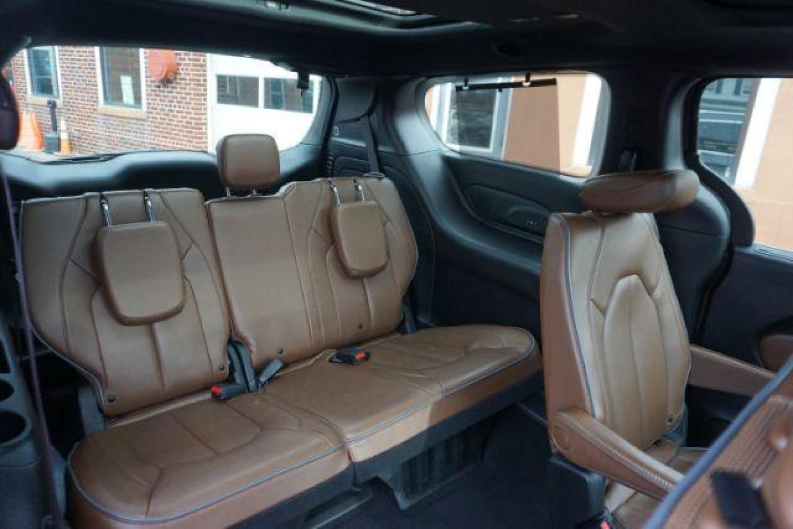 2020 CERAMIC GRAY CLEARCO CHRYSLER PACIFICA LIMITED (2C4RC1GG6LR) with an 3.6L V6 engine, AUTOMATIC transmission, located at 312 Centre Ave, Schuylkill Haven, PA, 17972, (570) 593-5278, 40.638130, -76.177383- Photo#64