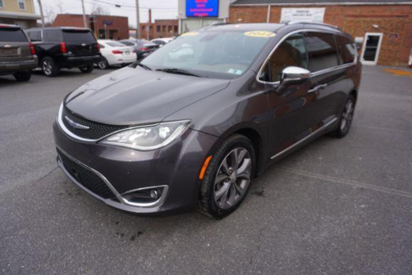 2020 CERAMIC GRAY CLEARCO CHRYSLER PACIFICA LIMITED (2C4RC1GG6LR) with an 3.6L V6 engine, AUTOMATIC transmission, located at 312 Centre Ave, Schuylkill Haven, PA, 17972, (570) 593-5278, 40.638130, -76.177383- Photo#72