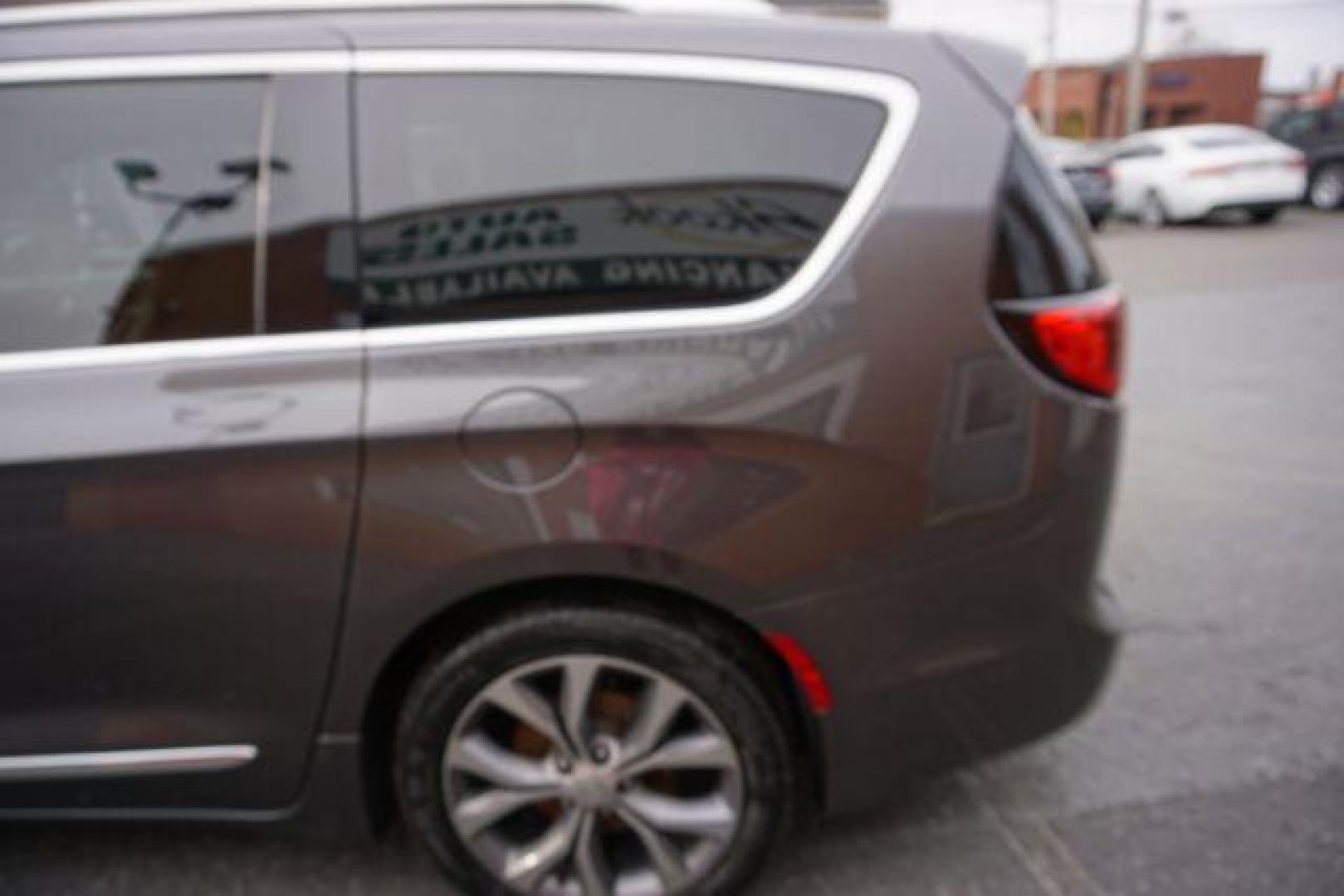 2020 CERAMIC GRAY CLEARCO CHRYSLER PACIFICA LIMITED (2C4RC1GG6LR) with an 3.6L V6 engine, AUTOMATIC transmission, located at 312 Centre Ave, Schuylkill Haven, PA, 17972, (570) 593-5278, 40.638130, -76.177383- Photo#75