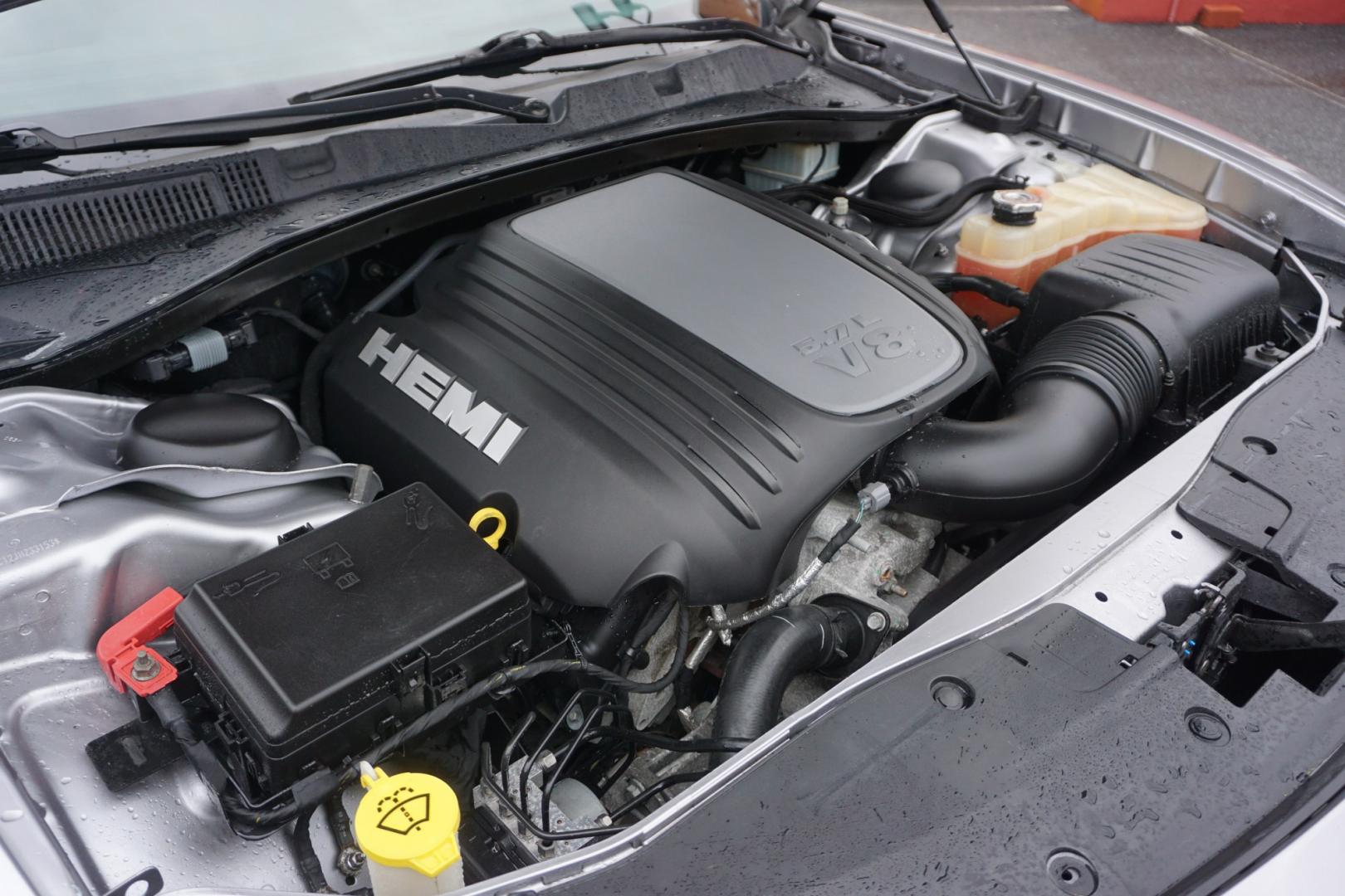 2018 Maximum Steel Metallic Clearcoat /Black DODGE CHARGER R/T (2C3CDXCT2JH) with an HEMI 5.7L V-8 regular unleaded engine, located at 312 Centre Ave, Schuylkill Haven, PA, 17972, (570) 593-5278, 40.638130, -76.177383 - Photo#5