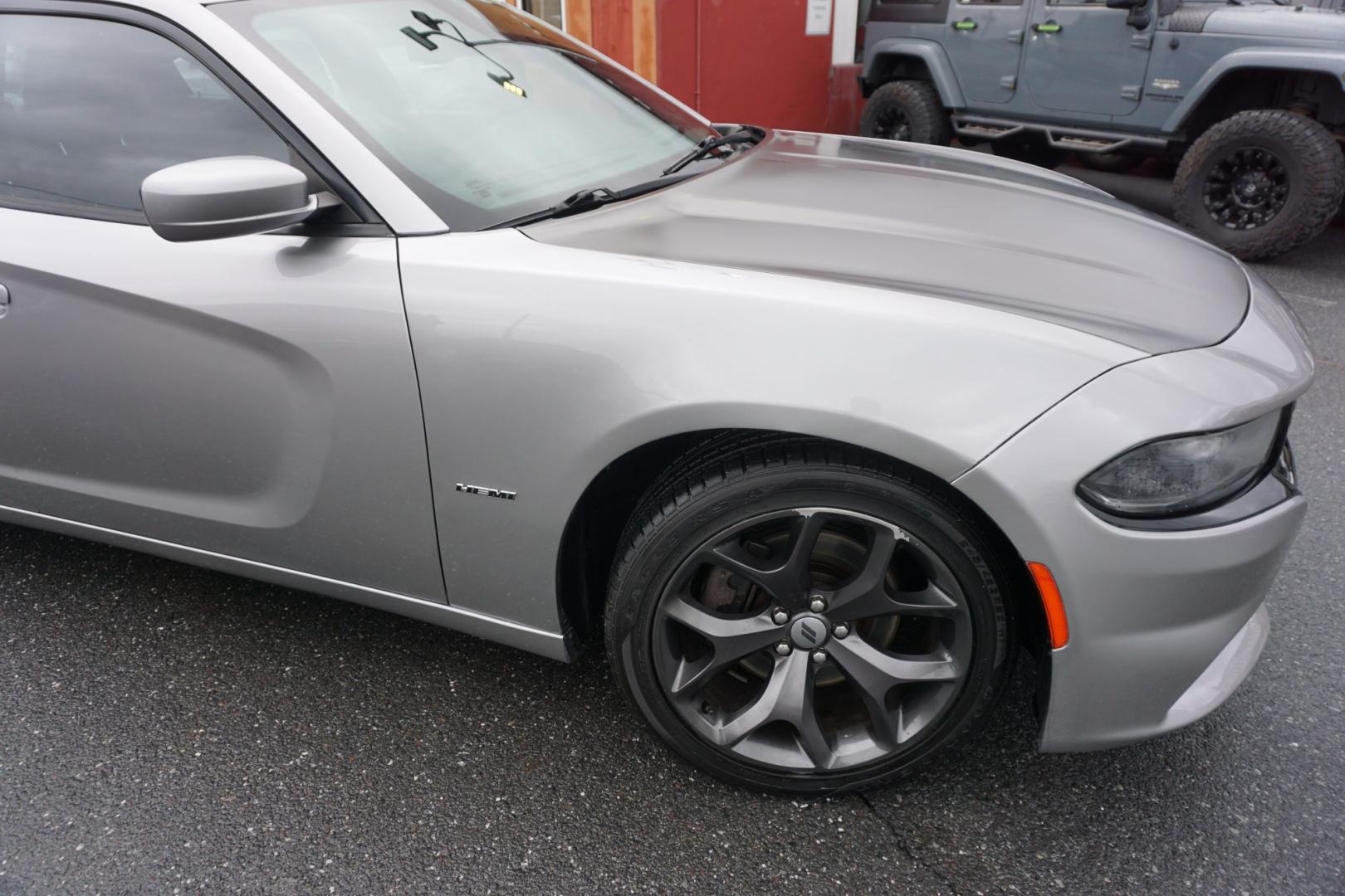 2018 Maximum Steel Metallic Clearcoat /Black DODGE CHARGER R/T (2C3CDXCT2JH) with an HEMI 5.7L V-8 regular unleaded engine, located at 312 Centre Ave, Schuylkill Haven, PA, 17972, (570) 593-5278, 40.638130, -76.177383 - Photo#17