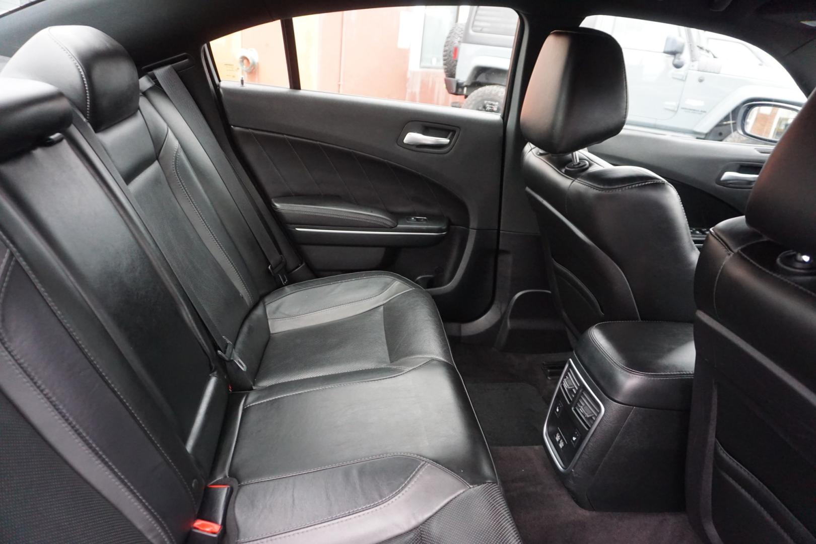2018 Maximum Steel Metallic Clearcoat /Black DODGE CHARGER R/T (2C3CDXCT2JH) with an HEMI 5.7L V-8 regular unleaded engine, located at 312 Centre Ave, Schuylkill Haven, PA, 17972, (570) 593-5278, 40.638130, -76.177383 - Photo#32