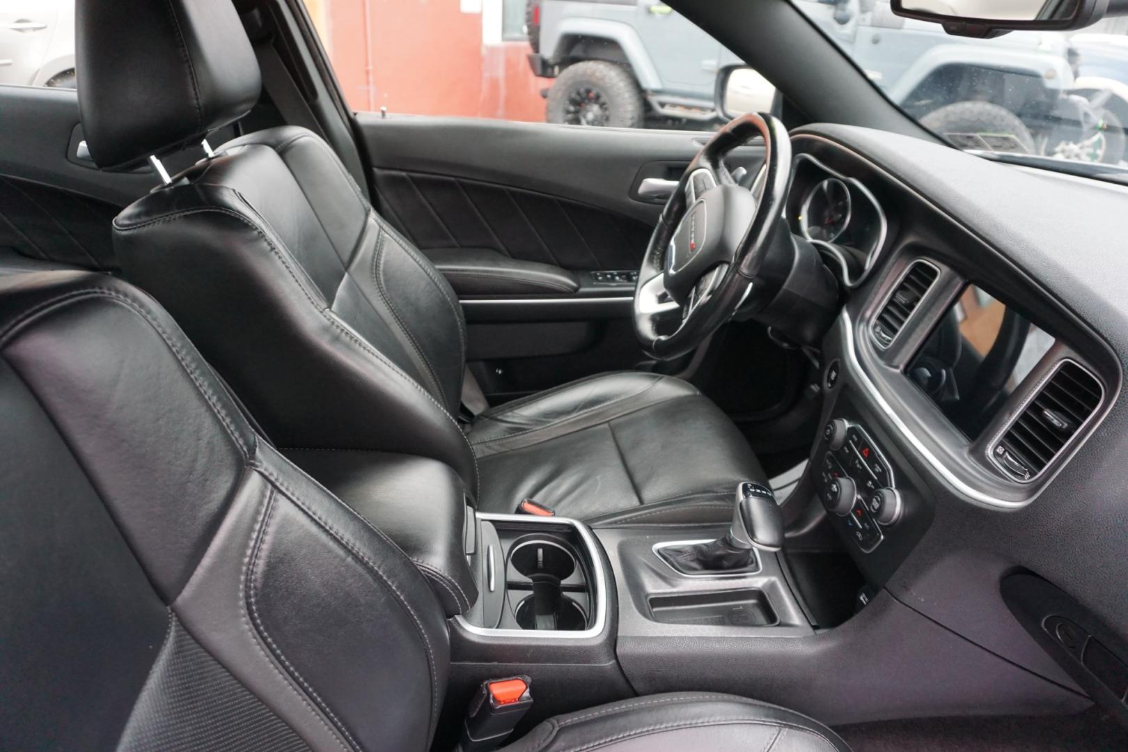 2018 Maximum Steel Metallic Clearcoat /Black DODGE CHARGER R/T (2C3CDXCT2JH) with an HEMI 5.7L V-8 regular unleaded engine, located at 312 Centre Ave, Schuylkill Haven, PA, 17972, (570) 593-5278, 40.638130, -76.177383 - Photo#37