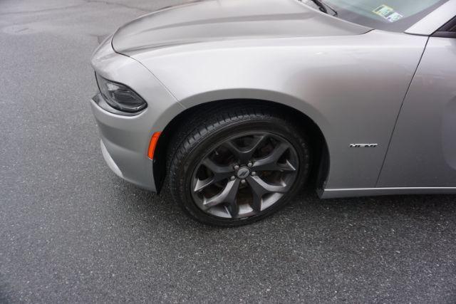 2018 Maximum Steel Metallic Clearcoat /Black Dodge Charger R/T RWD (2C3CDXCT2JH) with an HEMI 5.7L V-8 regular unleaded engine, located at 312 Centre Ave, Schuylkill Haven, PA, 17972, (570) 593-5278, 40.638130, -76.177383 - Photo#6