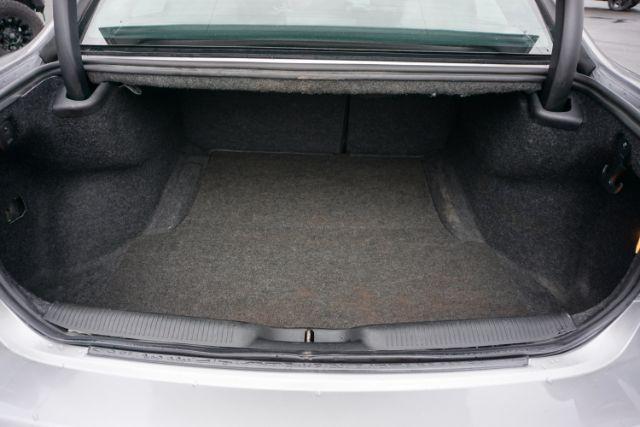 2018 Maximum Steel Metallic Clearcoat /Black Dodge Charger R/T RWD (2C3CDXCT2JH) with an HEMI 5.7L V-8 regular unleaded engine, located at 312 Centre Ave, Schuylkill Haven, PA, 17972, (570) 593-5278, 40.638130, -76.177383 - Photo#12