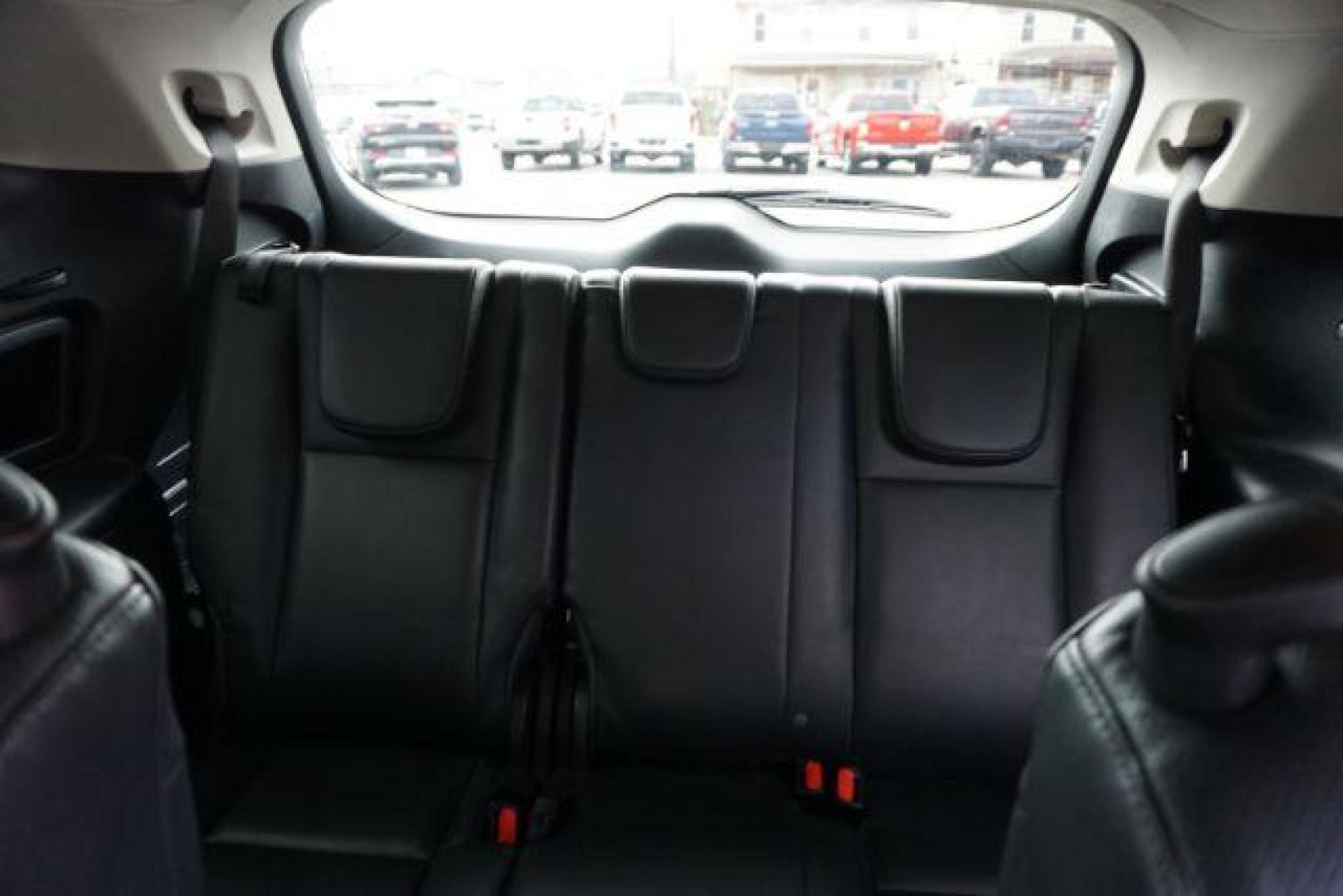 2020 Crystal White Pearl /Slate Black Subaru Ascent Limited (4S4WMAPD6L3) with an 2.4L H-4 gasoline direct injection engine, located at 312 Centre Ave, Schuylkill Haven, PA, 17972, (570) 593-5278, 40.638130, -76.177383 - Photo#43