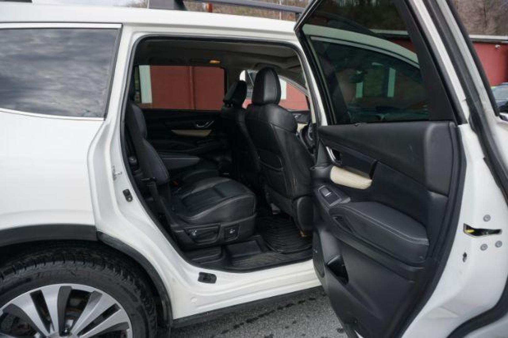 2020 Crystal White Pearl /Slate Black Subaru Ascent Limited (4S4WMAPD6L3) with an 2.4L H-4 gasoline direct injection engine, located at 312 Centre Ave, Schuylkill Haven, PA, 17972, (570) 593-5278, 40.638130, -76.177383 - Photo#50