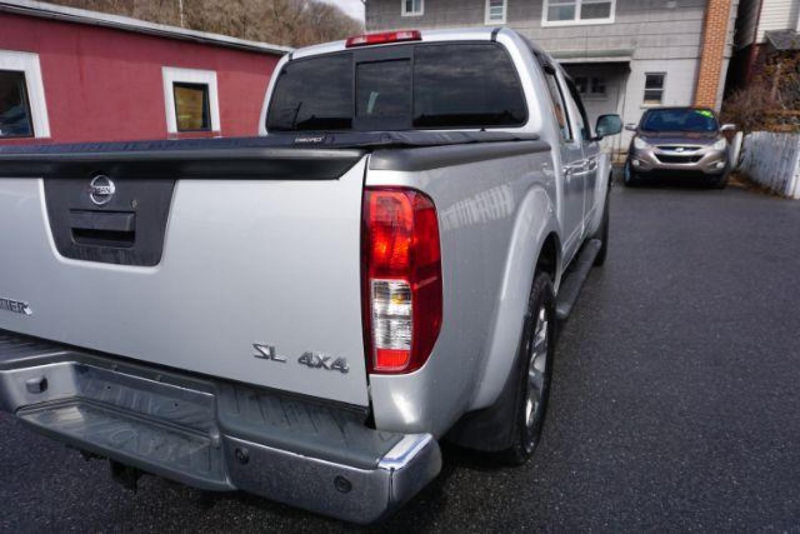 2019 Brilliant Silver Metallic /Steel Nissan Frontier SL (1N6AD0EV4KN) with an VQ 4L V-6 DOHC engine, located at 312 Centre Ave, Schuylkill Haven, PA, 17972, (570) 593-5278, 40.638130, -76.177383 - Photo#14