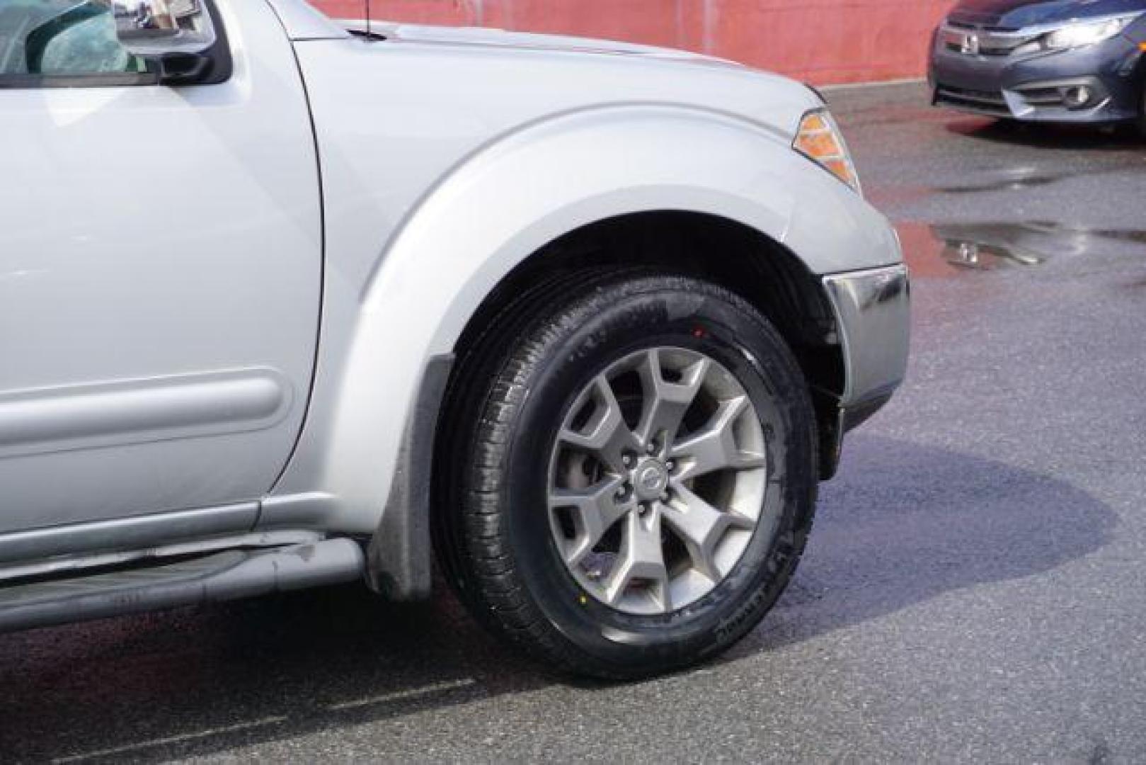 2019 Brilliant Silver Metallic /Steel Nissan Frontier SL (1N6AD0EV4KN) with an VQ 4L V-6 DOHC engine, located at 312 Centre Ave, Schuylkill Haven, PA, 17972, (570) 593-5278, 40.638130, -76.177383 - Photo#22