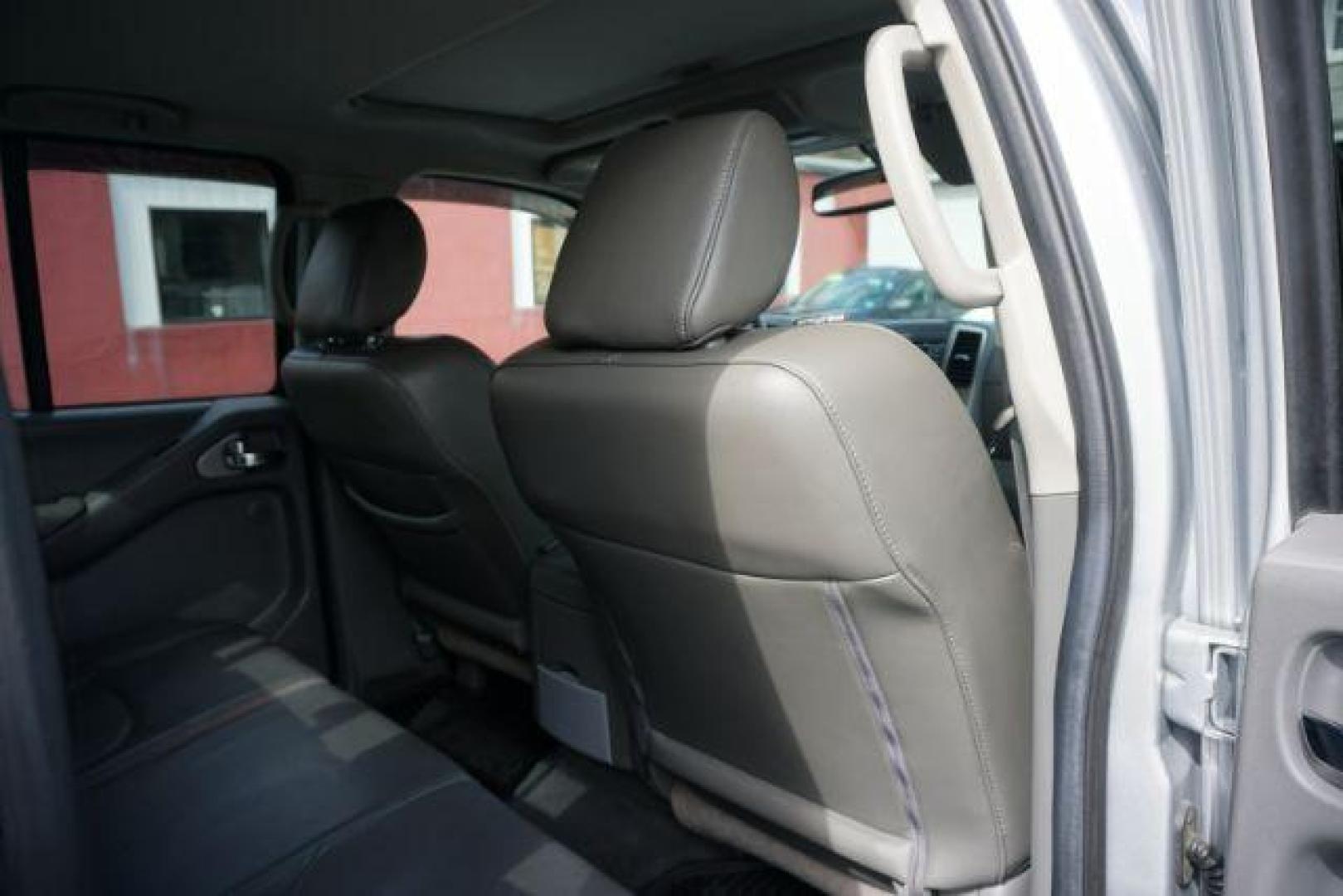 2019 Brilliant Silver Metallic /Steel Nissan Frontier SL (1N6AD0EV4KN) with an VQ 4L V-6 DOHC engine, located at 312 Centre Ave, Schuylkill Haven, PA, 17972, (570) 593-5278, 40.638130, -76.177383 - Photo#45