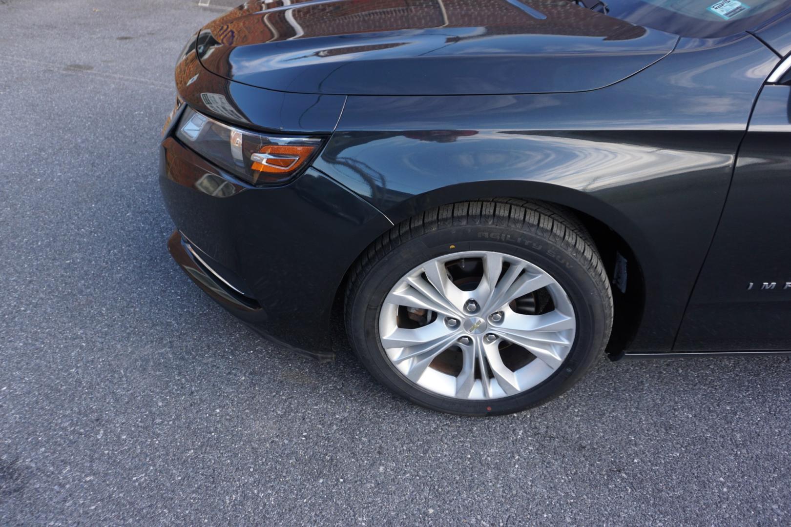 2015 Ashen Gray Metallic /Jet Black CHEVROLET IMPALA LT (2G1115SL2F9) with an ECOTEC 2.5L I-4 gasoline direct injection engine, located at 312 Centre Ave, Schuylkill Haven, PA, 17972, (570) 593-5278, 40.638130, -76.177383 - Photo#3