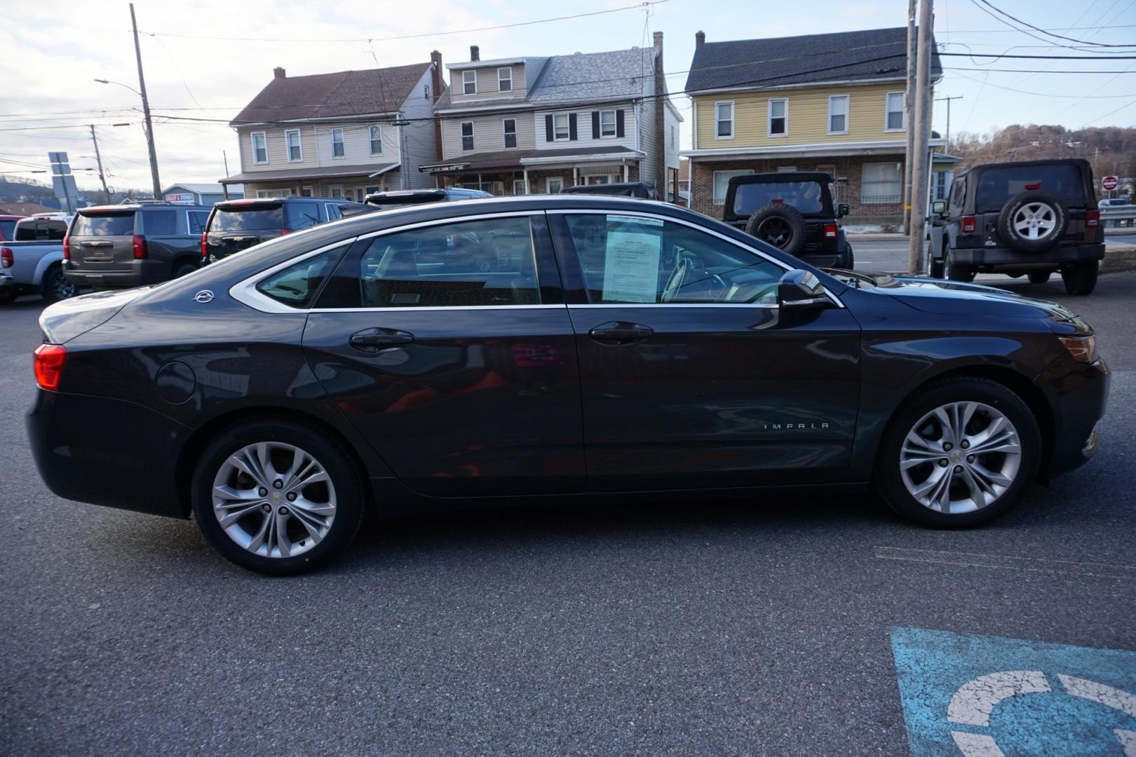 2015 Ashen Gray Metallic /Jet Black CHEVROLET IMPALA LT (2G1115SL2F9) with an ECOTEC 2.5L I-4 gasoline direct injection engine, located at 312 Centre Ave, Schuylkill Haven, PA, 17972, (570) 593-5278, 40.638130, -76.177383 - Photo#9