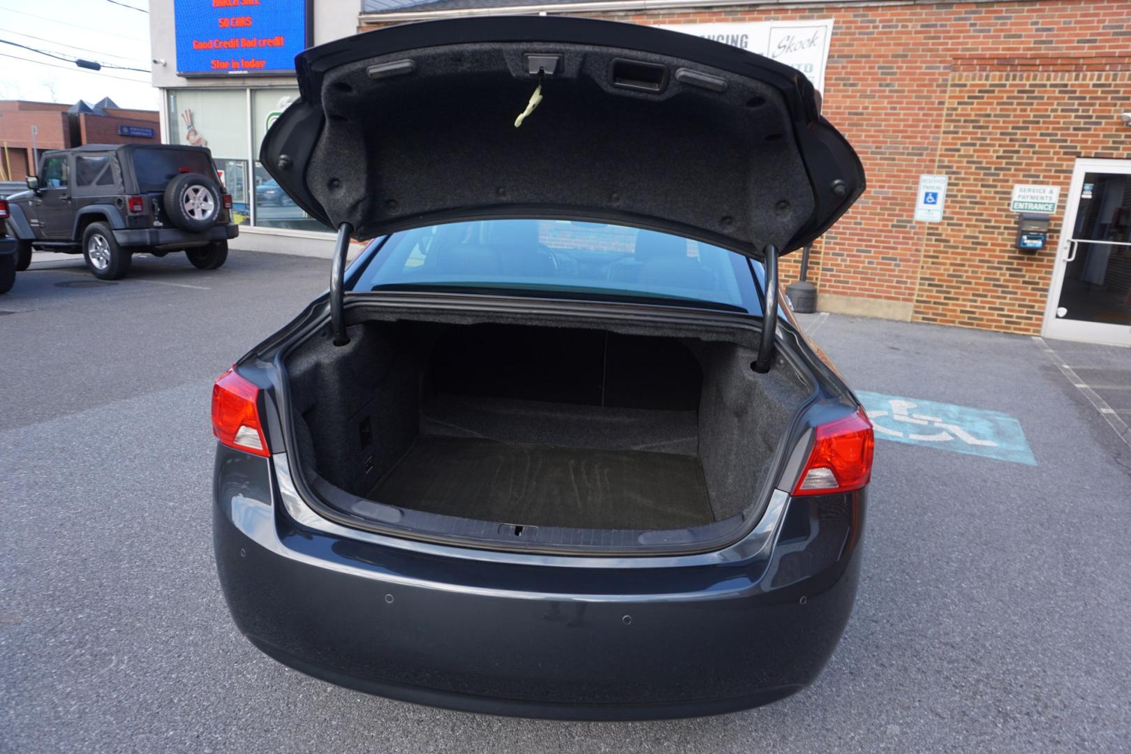 2015 Ashen Gray Metallic /Jet Black CHEVROLET IMPALA LT (2G1115SL2F9) with an ECOTEC 2.5L I-4 gasoline direct injection engine, located at 312 Centre Ave, Schuylkill Haven, PA, 17972, (570) 593-5278, 40.638130, -76.177383 - Photo#31