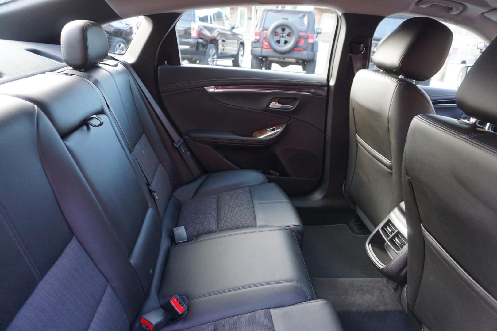 2015 Ashen Gray Metallic /Jet Black CHEVROLET IMPALA LT (2G1115SL2F9) with an ECOTEC 2.5L I-4 gasoline direct injection engine, located at 312 Centre Ave, Schuylkill Haven, PA, 17972, (570) 593-5278, 40.638130, -76.177383 - Photo#34