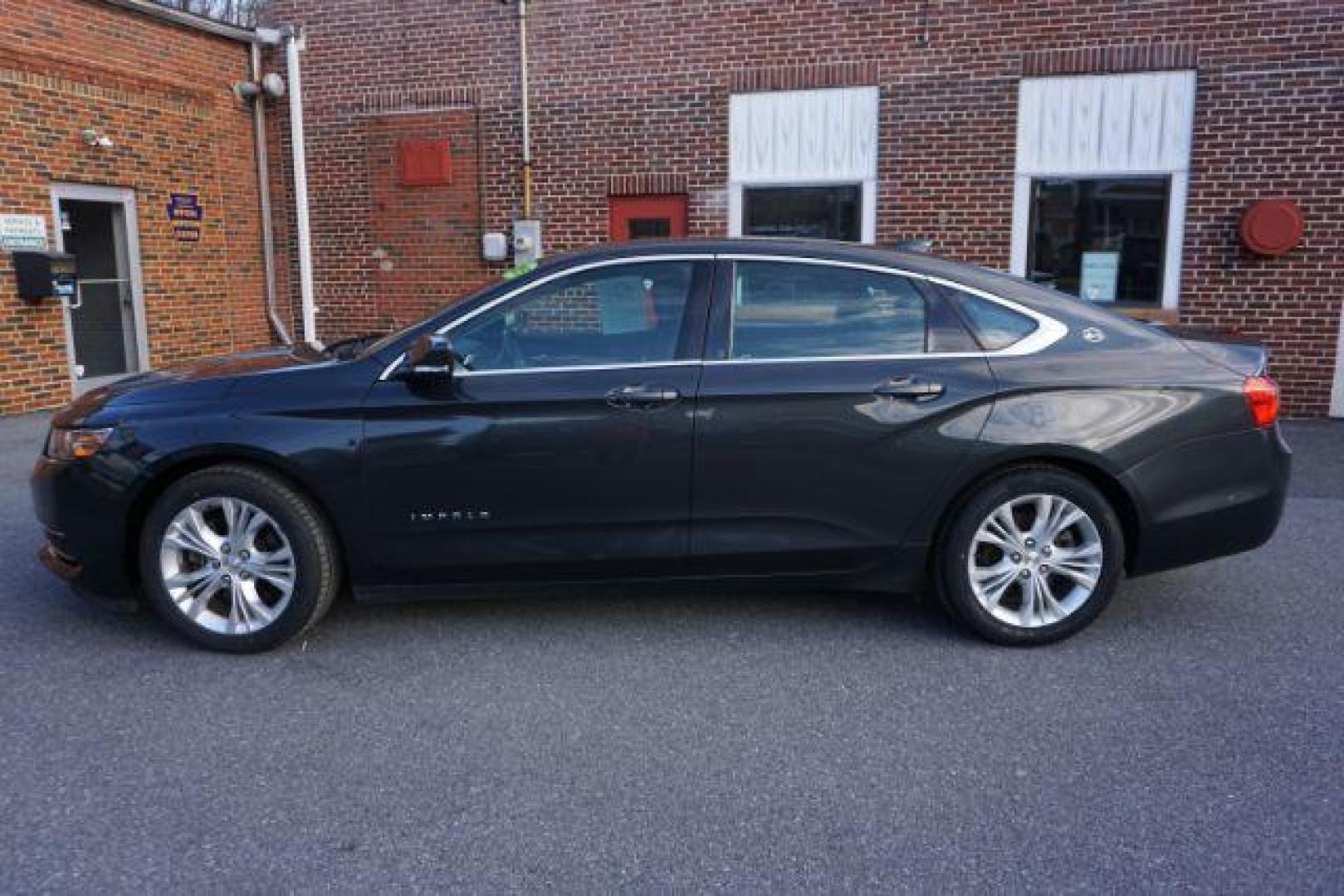 2015 Ashen Gray Metallic /Jet Black CHEVROLET IMPALA LT (2G1115SL2F9) with an ECOTEC 2.5L I-4 gasoline direct injection engine, located at 312 Centre Ave, Schuylkill Haven, PA, 17972, (570) 593-5278, 40.638130, -76.177383 - Photo#40