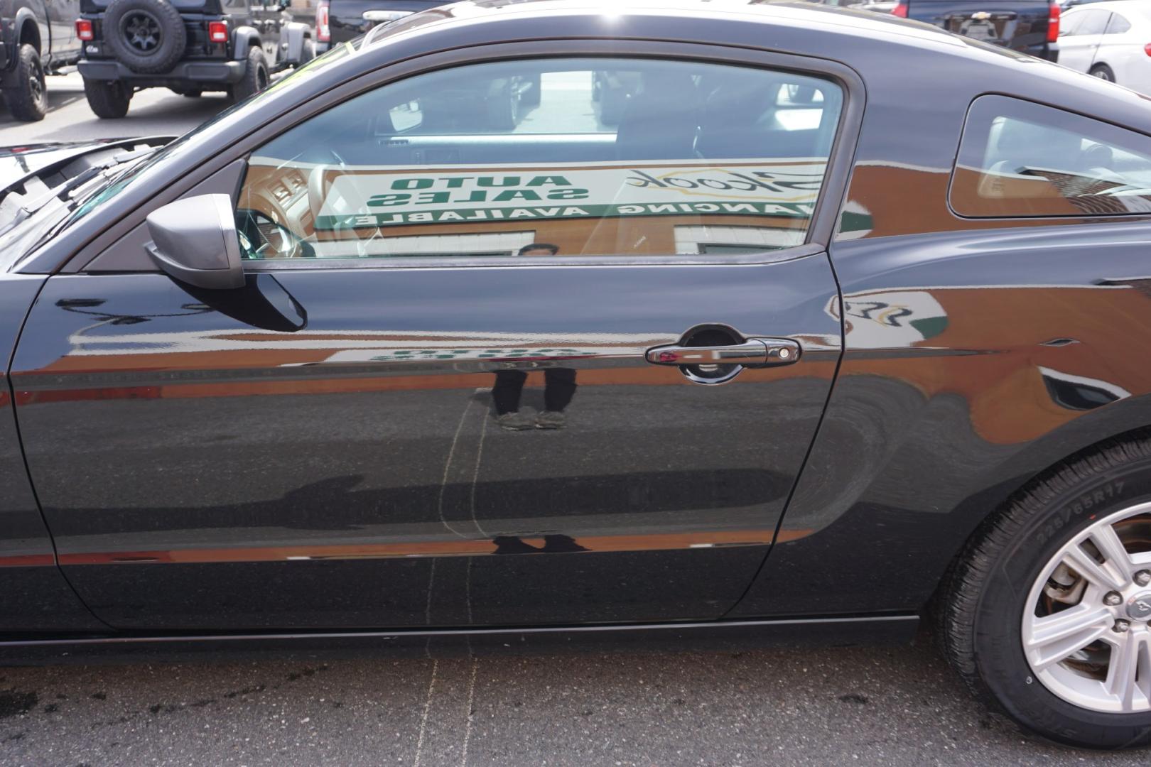 2014 Black /Charcoal Black FORD MUSTANG V6 (1ZVBP8AM1E5) with an 3.7L V-6 DOHC engine, located at 312 Centre Ave, Schuylkill Haven, PA, 17972, (570) 593-5278, 40.638130, -76.177383- Photo#4