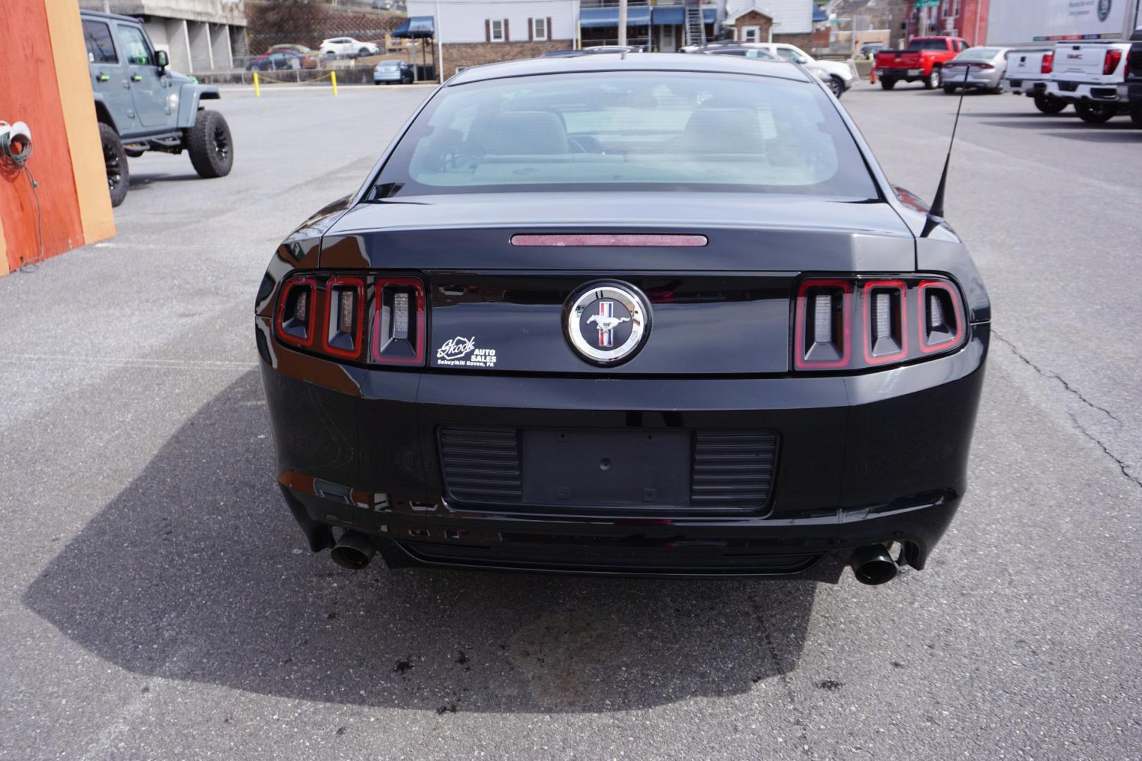2014 Black /Charcoal Black FORD MUSTANG V6 (1ZVBP8AM1E5) with an 3.7L V-6 DOHC engine, located at 312 Centre Ave, Schuylkill Haven, PA, 17972, (570) 593-5278, 40.638130, -76.177383- Photo#8