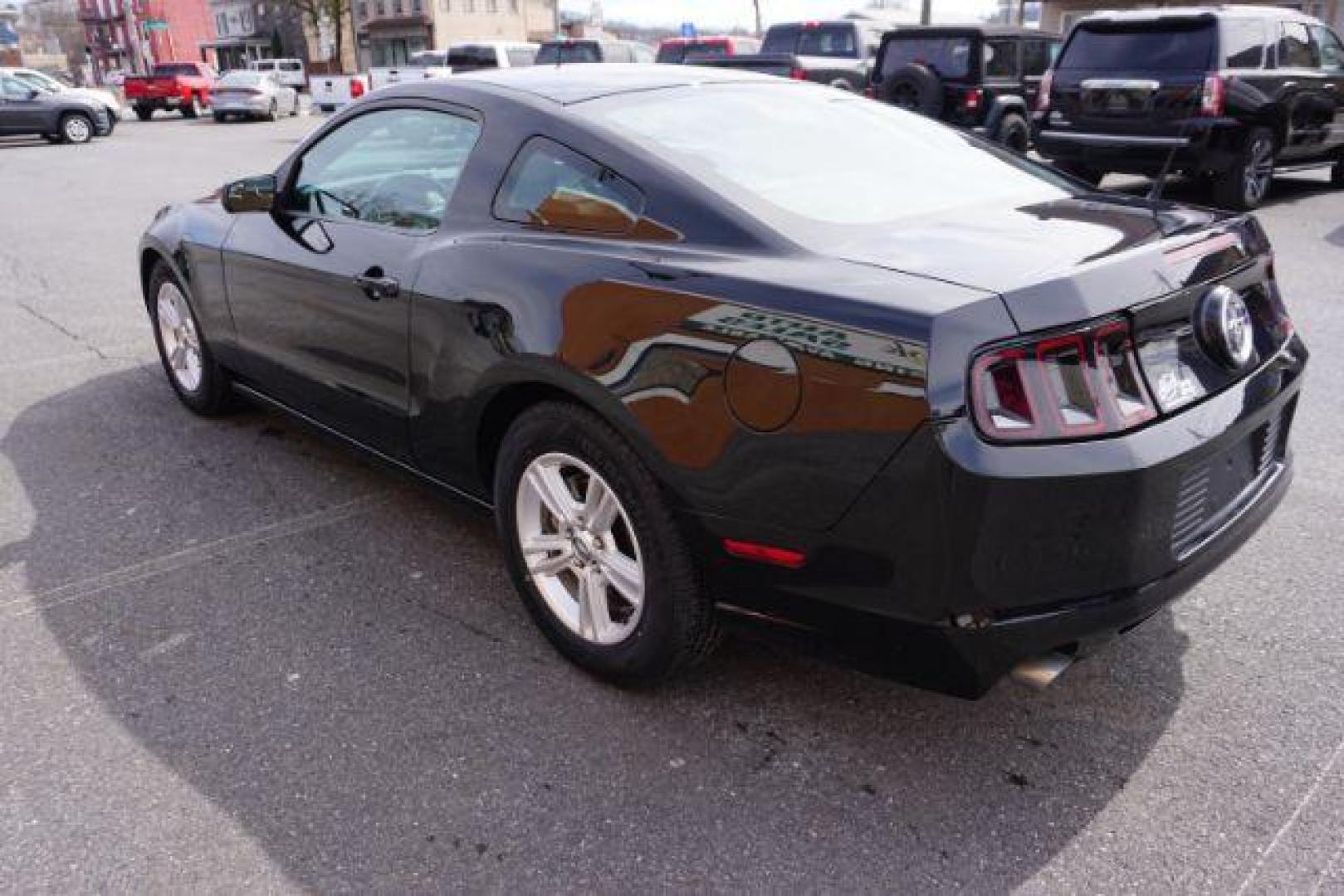 2014 Black /Charcoal Black FORD MUSTANG V6 (1ZVBP8AM1E5) with an 3.7L V-6 DOHC engine, located at 312 Centre Ave, Schuylkill Haven, PA, 17972, (570) 593-5278, 40.638130, -76.177383- Photo#39