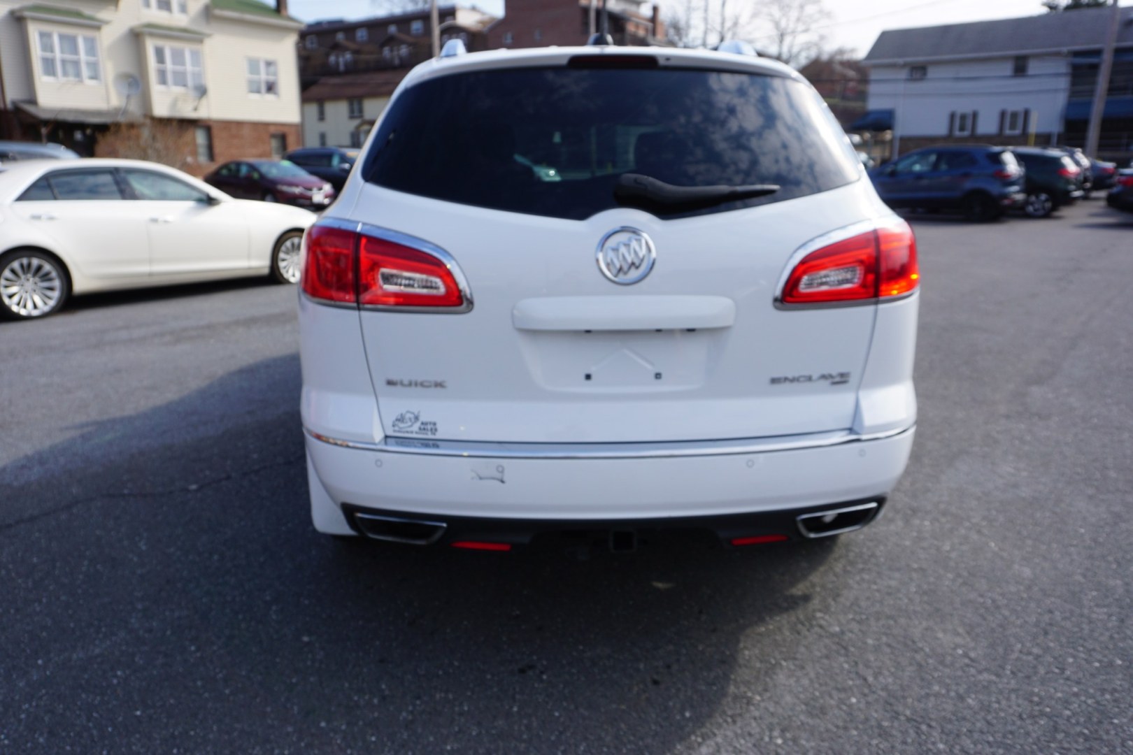 2017 White Frost Tricoat /Ebony w/Ebony Accents BUICK ENCLAVE LEATHER (5GAKVBKD2HJ) with an 3.6L V-6 gasoline direct injection engine, located at 312 Centre Ave, Schuylkill Haven, PA, 17972, (570) 593-5278, 40.638130, -76.177383 - Photo#7
