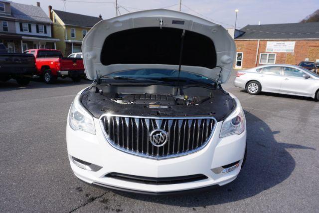 2017 White Frost Tricoat /Ebony w/Ebony Accents Buick Enclave Leather (5GAKVBKD2HJ) with an 3.6L V-6 gasoline direct injection engine, located at 312 Centre Ave, Schuylkill Haven, PA, 17972, (570) 593-5278, 40.638130, -76.177383 - Photo#15