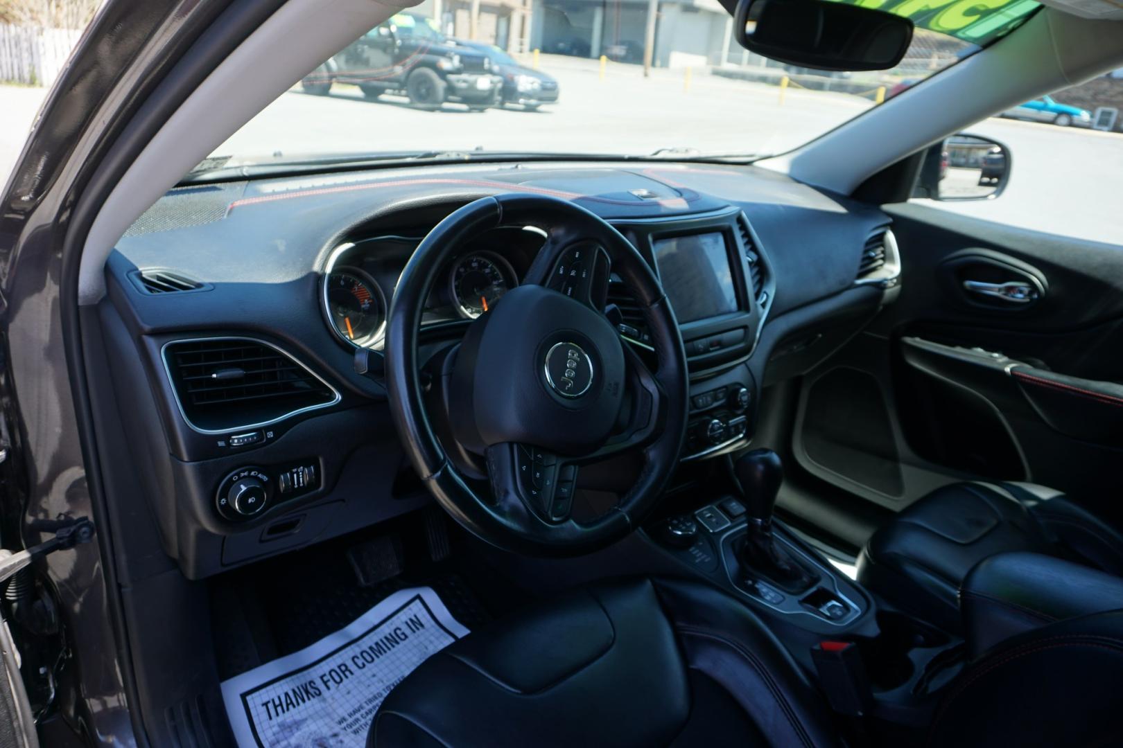 2019 Sting-Gray Clearcoat /Black JEEP CHEROKEE TRAILHAWK (1C4PJMBX4KD) , located at 312 Centre Ave, Schuylkill Haven, PA, 17972, (570) 593-5278, 40.638130, -76.177383 - Photo#18