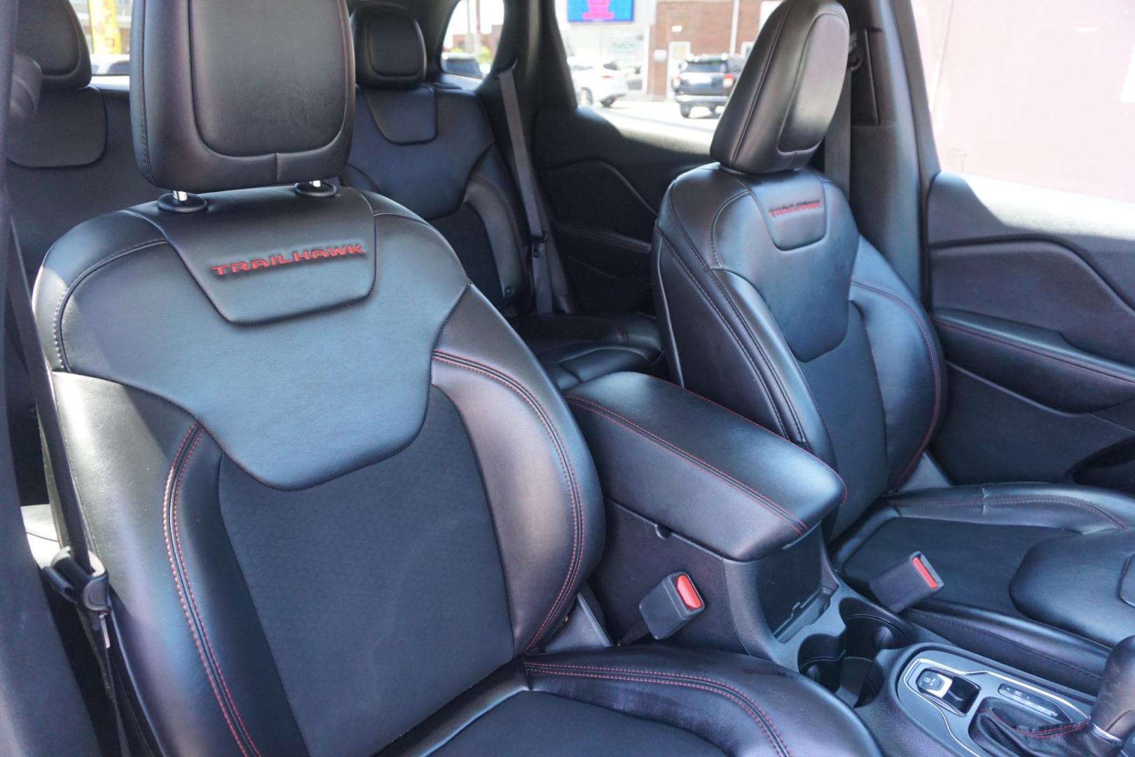 2019 Sting-Gray Clearcoat /Black JEEP CHEROKEE TRAILHAWK (1C4PJMBX4KD) , located at 312 Centre Ave, Schuylkill Haven, PA, 17972, (570) 593-5278, 40.638130, -76.177383 - Photo#37
