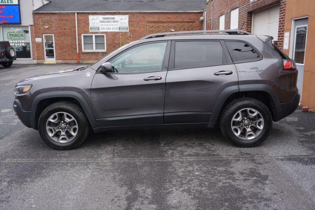 2019 Sting-Gray Clearcoat /Black JEEP CHEROKEE TRAILHAWK (1C4PJMBX4KD) , located at 312 Centre Ave, Schuylkill Haven, PA, 17972, (570) 593-5278, 40.638130, -76.177383 - Photo#40