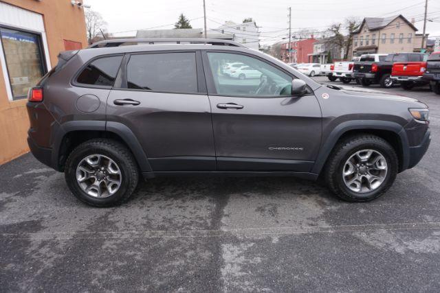 2019 Sting-Gray Clearcoat /Black JEEP CHEROKEE TRAILHAWK (1C4PJMBX4KD) , located at 312 Centre Ave, Schuylkill Haven, PA, 17972, (570) 593-5278, 40.638130, -76.177383 - Photo#50