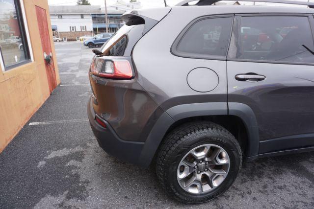 2019 Sting-Gray Clearcoat /Black JEEP CHEROKEE TRAILHAWK (1C4PJMBX4KD) , located at 312 Centre Ave, Schuylkill Haven, PA, 17972, (570) 593-5278, 40.638130, -76.177383 - Photo#52