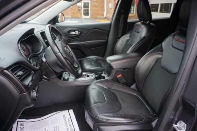 2019 Sting-Gray Clearcoat /Black JEEP CHEROKEE TRAILHAWK (1C4PJMBX4KD) , located at 312 Centre Ave, Schuylkill Haven, PA, 17972, (570) 593-5278, 40.638130, -76.177383 - Photo#63