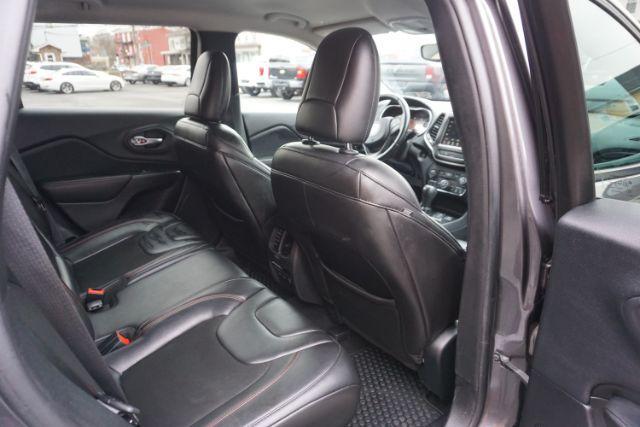 2019 Sting-Gray Clearcoat /Black JEEP CHEROKEE TRAILHAWK (1C4PJMBX4KD) , located at 312 Centre Ave, Schuylkill Haven, PA, 17972, (570) 593-5278, 40.638130, -76.177383 - Photo#71